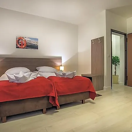 Hotel Marisol &